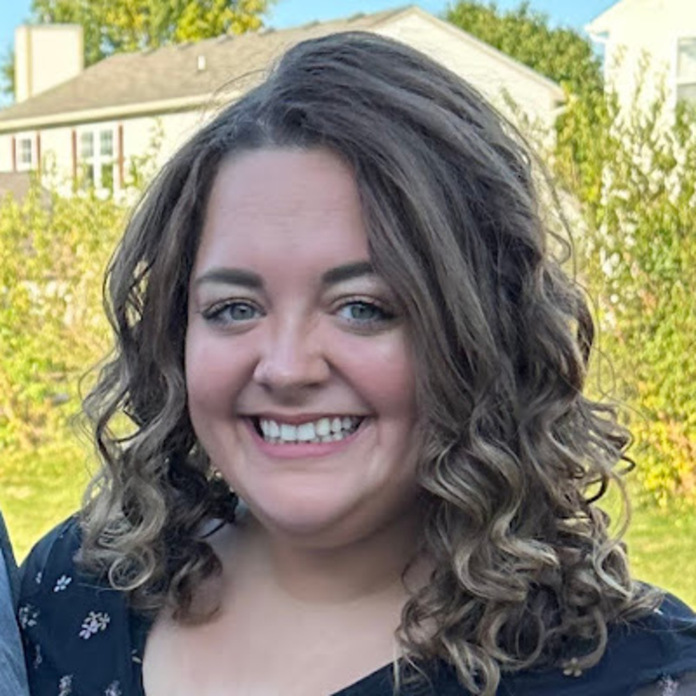Meet your Posher, Danika